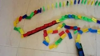 1 000 dominoes in 44 seconds