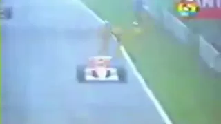 Ayrton Senna, com apenas uma marcha, vence o GP Brasil de F1