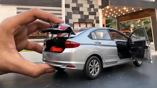 Unboxing of 2017 Honda City 1/18 Diecast Scale Model | Indian Car | Accessories by Honda