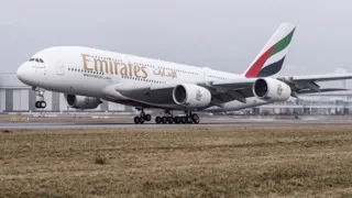 Трюки на пассажирском самолёте/AIRBUS A380 выполняет фигуры высшего пилотажа!