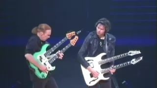 Mr. Big  Paul Gilbert  and Billy Sheehan  solo live budokan 2009