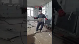 Когда сварщикам скучно на работе😂😂😂 #Shorts #TikTok #Анегдот