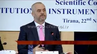 Kushtetuta mbush 15 vjet - Top Channel Albania - News - Lajme