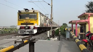 Rocket Speedy Katwa-Howrah Galloping EMU Furiously Skip Between Railgate | Eastern Railways