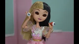 Melanie Martinez - K-12 (TV Spot) doll  version Animation / Jois Doll