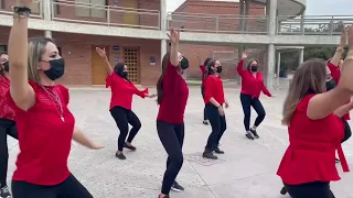 Colegio Cervantes de Torreón. San Valentín coreografía maestras