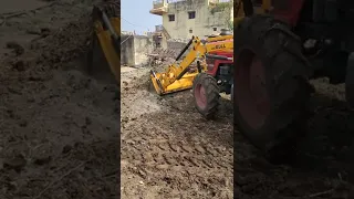 bull loader and mahindra yovo 575 4X4 see how to load