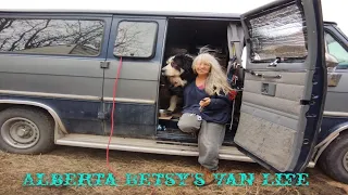 🌧️The obstacles of van life when its raining cats & dogs.☔