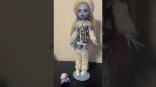 Unboxing Abbey Bominable #monsterhigh #abbeybominable #mattel #dolls