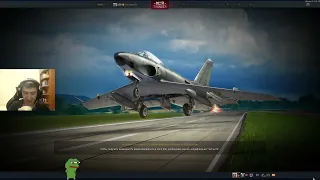 ЭТОТ СРТИМЕР СОШЁЛ С УМА!!! ЧТО ОН ТВОРИТ !!!  War Thunder