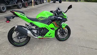 2023 KAWASAKI NINJA 400 ABS KRT EDITION  WALK-AROUND