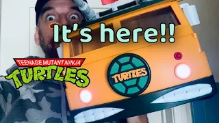 Let the VAN WARS begin!  Underground Arsenal "TMNT" TURTLE VAN REVIEW! Ninja Turtle Party Wagon!