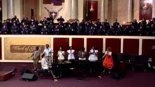 AWESOME GOD - LIVE at Bishop Dale Bronners in Atlanta | BRYAN POPIN