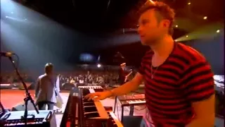 Gorillaz - Glitter Freeze (Live @ La Musicale)