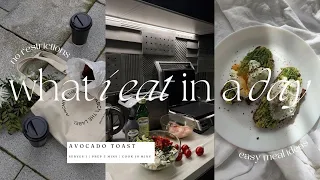 WHAT I EAT IN A DAY | healthy & intuitive eating, fuelling my body + easy meal ideas