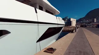 Houseboat 500 EXP | Arrow | 47 m (helipad)