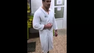 Мирко Филипович принимает ледяную ванну | "Cro Cop" Mirko Filipovic screaming in an ice bath