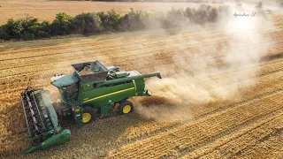 Žně 2021 - ozimý ječmen | John Deere T660i