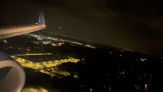 Busy night landing Boeing 737-900 Delta Air Lines at Atlanta (ATL)