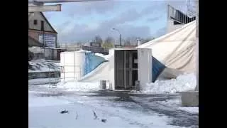 Купол ледового манежа не выдержал натиска погоды