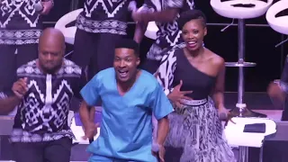 Tshwane Gospel Choir-Siyakuvuma (Live) Ft Tshepo Thage