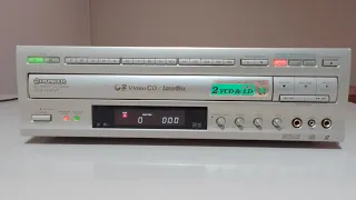 Laserdisc Player PIONEER  CLD . 210KVT