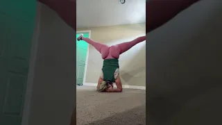 Handstand challenge #shorts #tiktok #bigbank