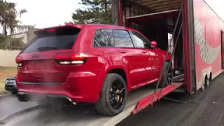 Unboxing: 2018 Jeep Grand Cherokee Trackhawk (exterior)