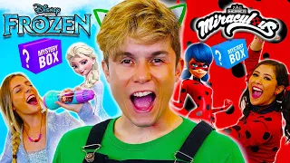 MIRACULOUS vs FROZEN ! Qual é a MELHOR Caixa Misteriosa ? Ladybug e Elsa