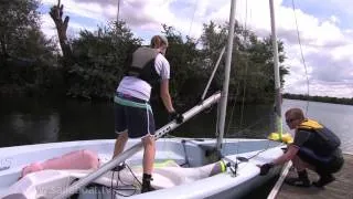 How to Sail - 2H Pontoon Launch - Part 2 of 4: Launching common mistakes & key learning points