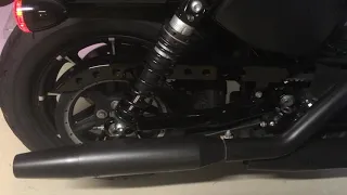 Harley Davidson Iron 883 exhaust sound