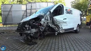 2020-06-07 - Verkehrsunfall mit Verletzten auf der B42 in Neuwied