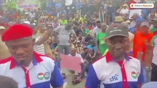 Human Rights Lawyer, Femi Falana Joins NLC Protest To End ASUU Strike In Lagos