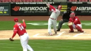 Daniel Nava belts first home run with the Philadelphia Phillies