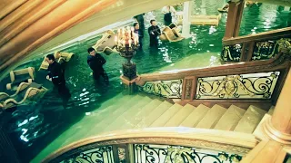 〽️Titanic: Behind The Scenes - Staircase