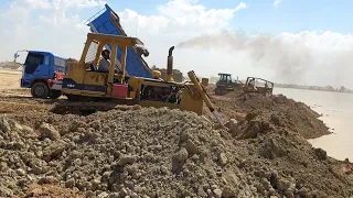 Amazing Land Filling Machines Equipment Power Bulldozer and Dump Truck 10 Wheels Spreading Dirt