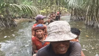 NATIVE PEOPLE OF GUYANA FISHING & SURVIVING THE WILD