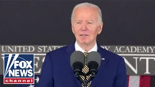 Dem strategist calls out Biden: ‘Messaging is full of s***’