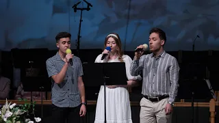 Пение «Перед Тобой в смирении стою» - Павел, Лена и Даниил