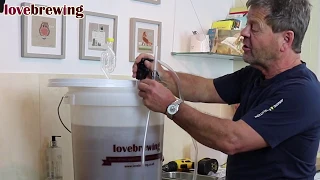 Beginners Guide to Wine Making - Part 3 - Degassing, Siphoning & Clearing