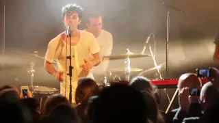 Electric Guest - This Head I Hold (Live @ Paris, La Maroquinerie)