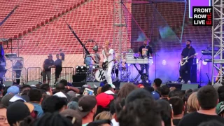 Machine Gun Kelly Performs “Kiss The Sky” at Pandora Sounds Like Summer