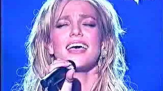 Britney Spears - I'm Not a Girl, Not Yet A Woman (live San Remo)