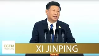 Le Président chinois Xi Jinping s'entretient avec les médias