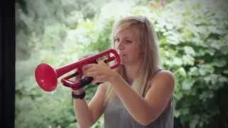 Alison Balsom, international soloist discovers pTrumpet for the first time