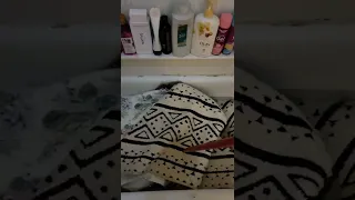 Stripping our rugs in the bathtub! 🤮🤮🤮