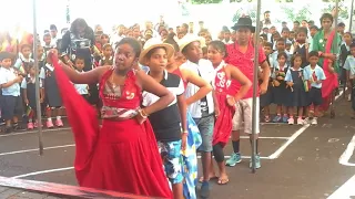 Moris mo pei dance presented by grade 6 Blue (Mrs Lallman),M.Fowdur GS,National Day celebration 2018