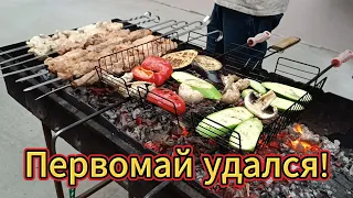 Лазаревский первомай прошёл на УРА! Бассейн, шашлык и хорошая компания!