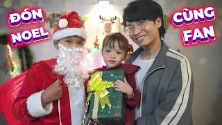 Tony Chở Ông Già NOEL Đi Tặng Quà Fan🎁