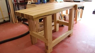 Build a Sturdy Woodworking Workbench